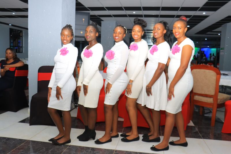 Team in white uniforms